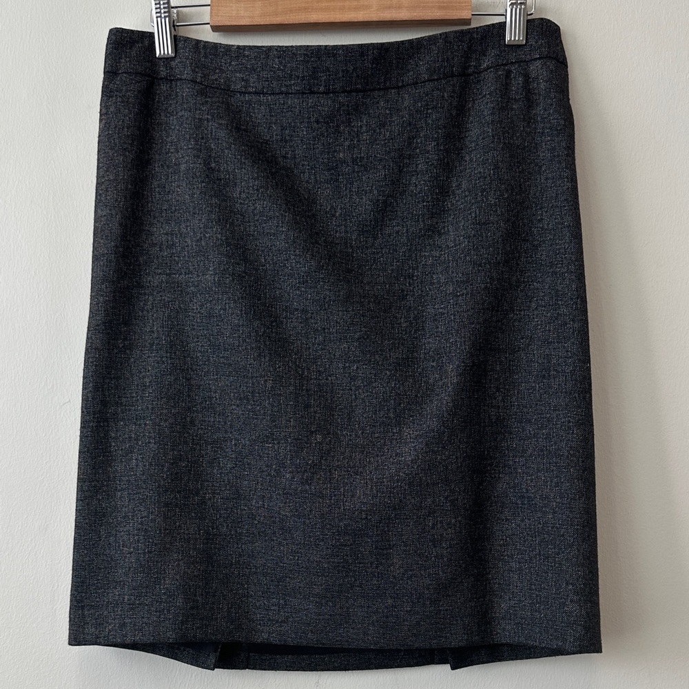 Classic Black and Silver Tweed Women's Skirt with Button Up Pleats